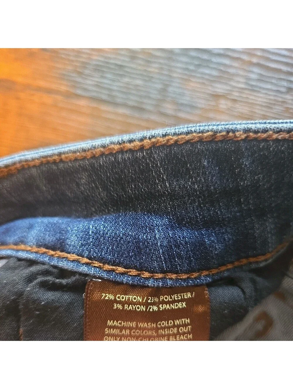 Kut from The Kloth Nicole Bootcut flare Medium Wash Sz 4 Womens